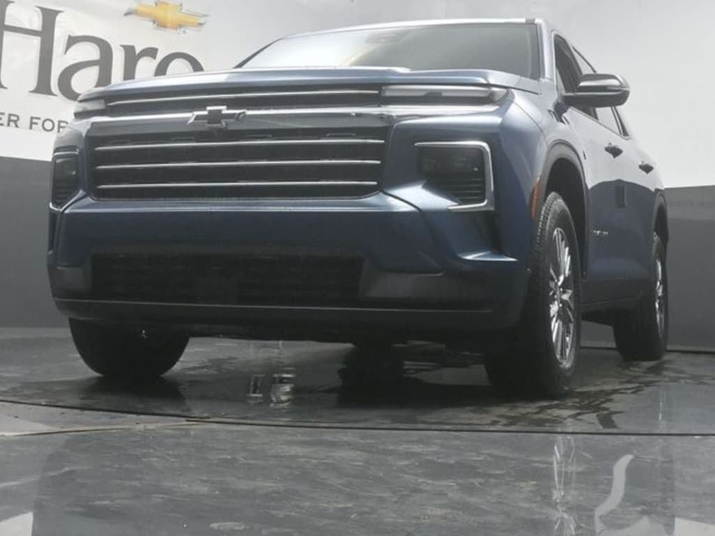 New 2026 Chevrolet Traverse LT SUV