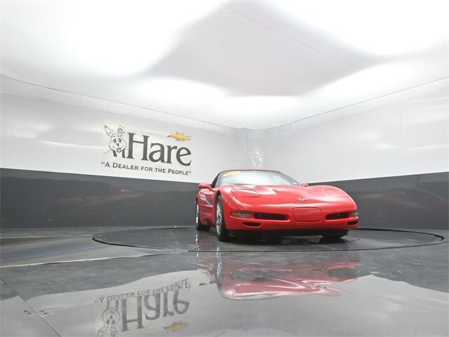 2001 Chevrolet Corvette Base Convertible photo 3