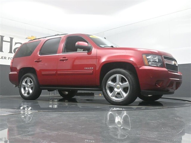 2014 Chevrolet Tahoe LS photo 2