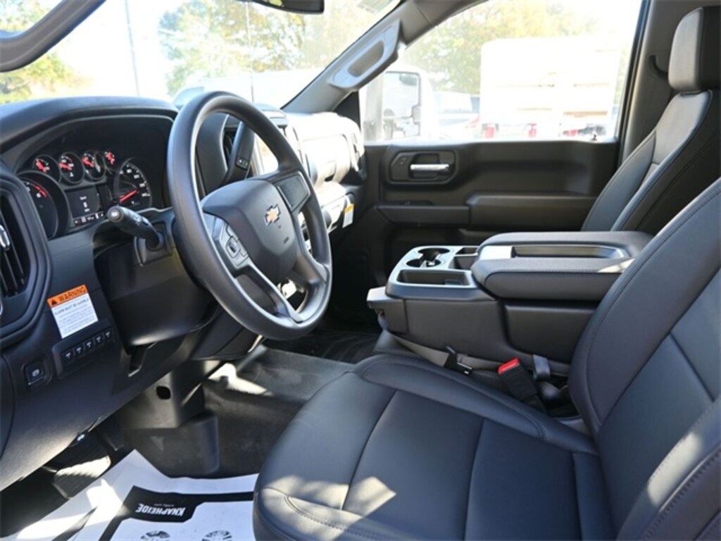 New 2025 Chevrolet Silverado 3500 HD Chassis Work Truck Truck Regular Cab