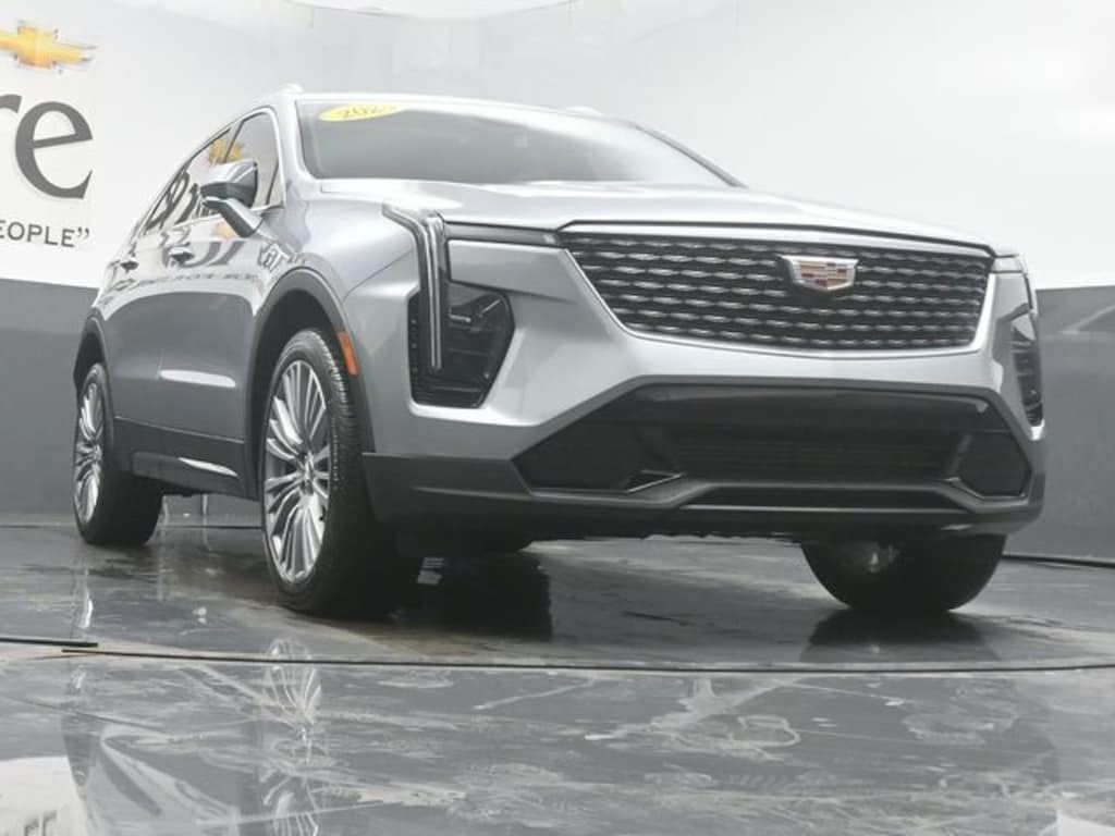 Used 2024 CADILLAC XT4 Premium Luxury SUV