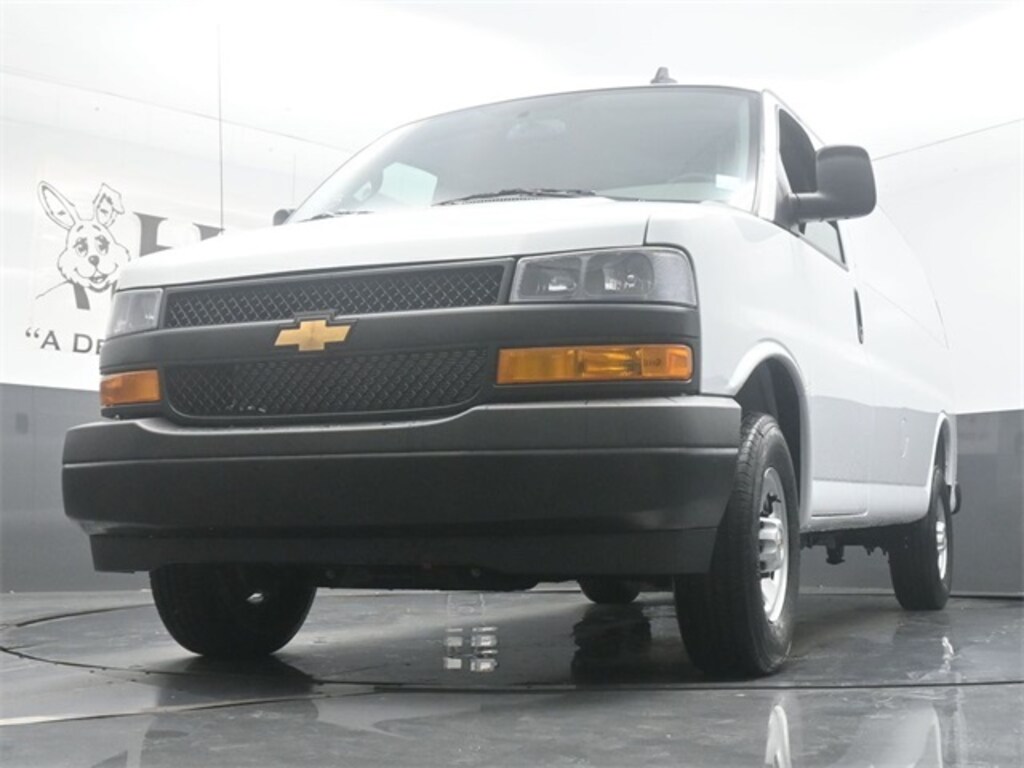 New 2025 Chevrolet Express 3500 Work Van Van Cargo