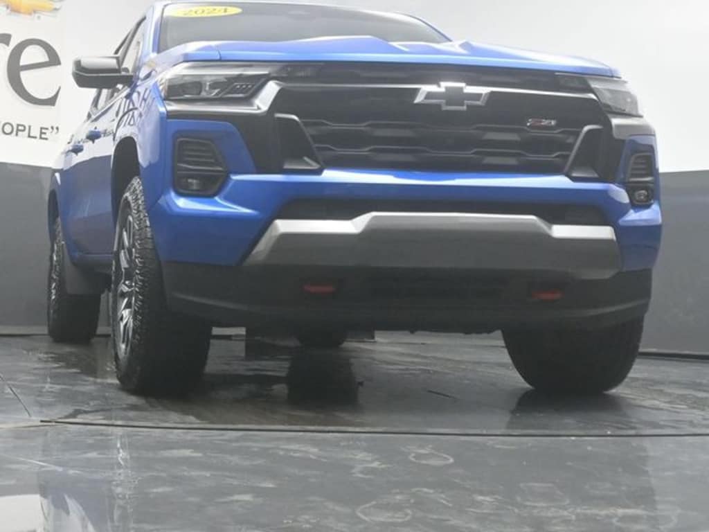 Used 2024 Chevrolet Colorado Z71 Truck Crew Cab