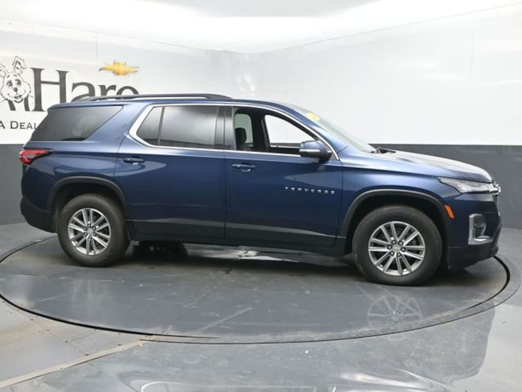 Used 2023 Chevrolet Traverse LT Cloth w/1LT SUV
