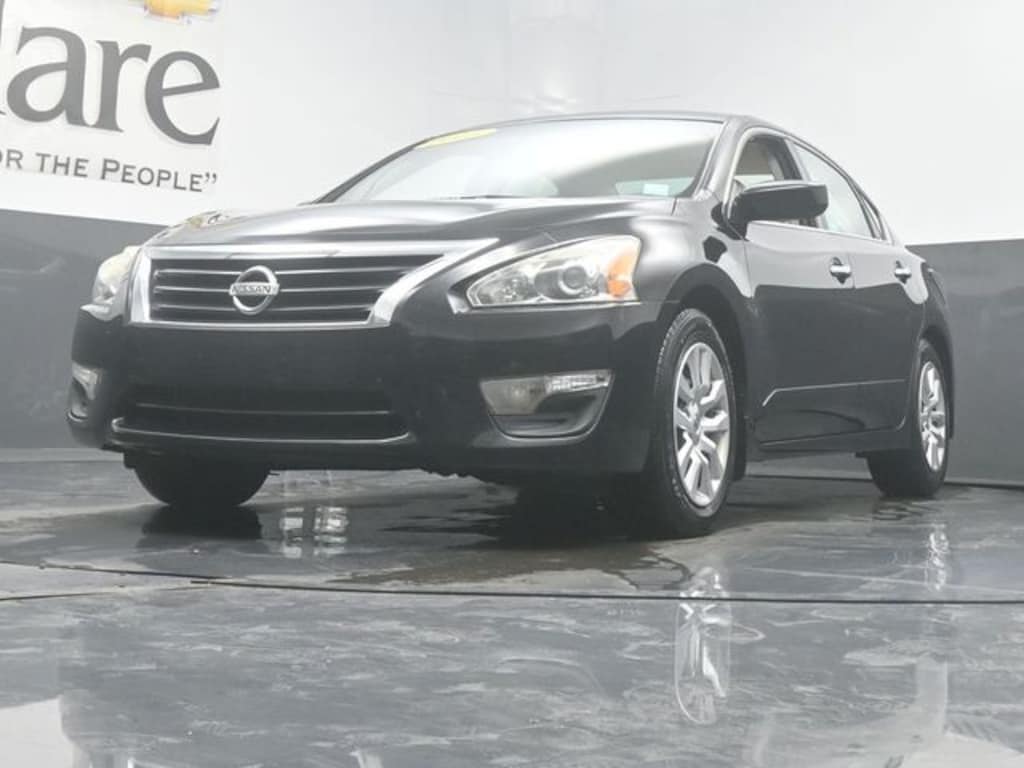 Used 2015 Nissan Altima 2.5 S Sedan