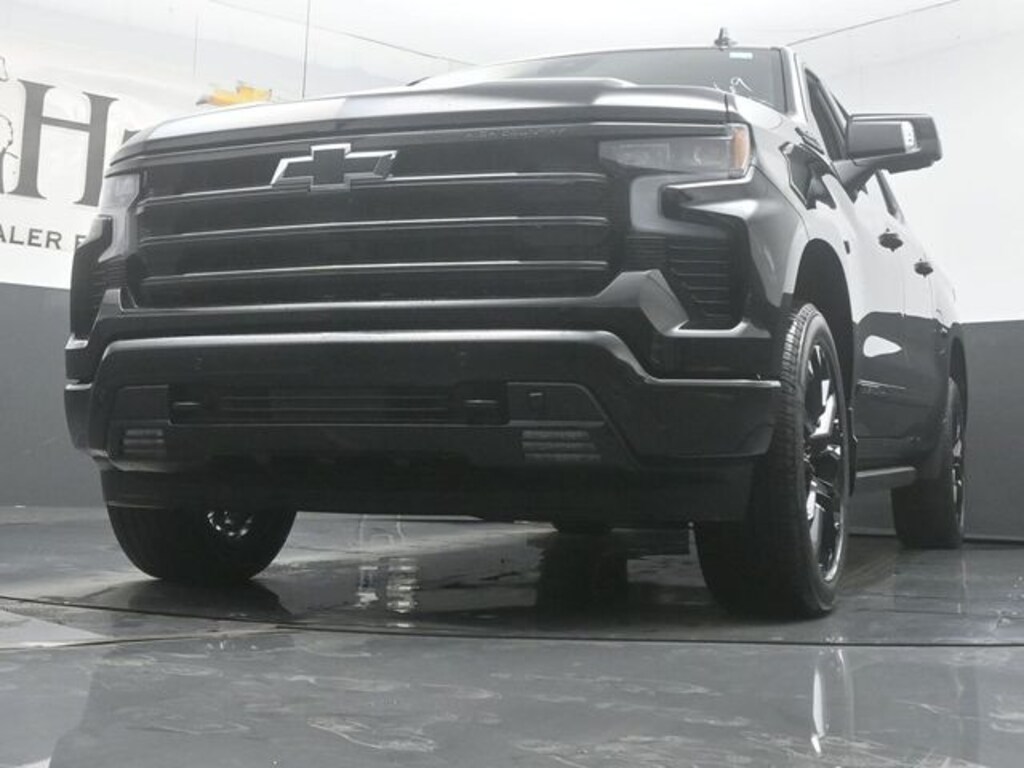 New 2026 Chevrolet Silverado 1500 High Country Truck Crew Cab