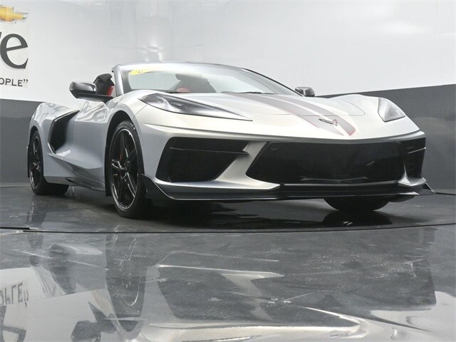 2021 Chevrolet Corvette Stingray 3LT Convertible photo 3