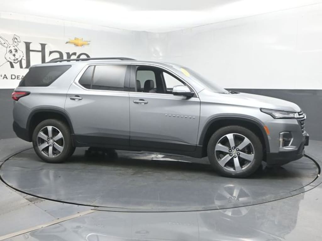 Used 2023 Chevrolet Traverse LT Leather SUV