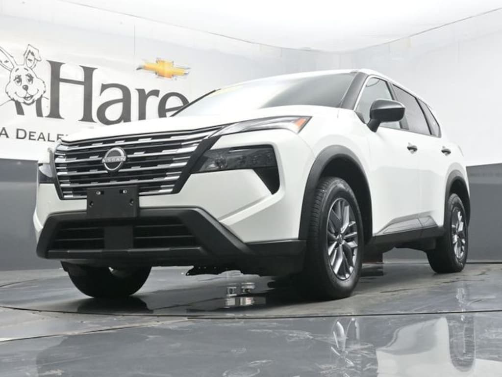 Used 2024 Nissan Rogue S SUV