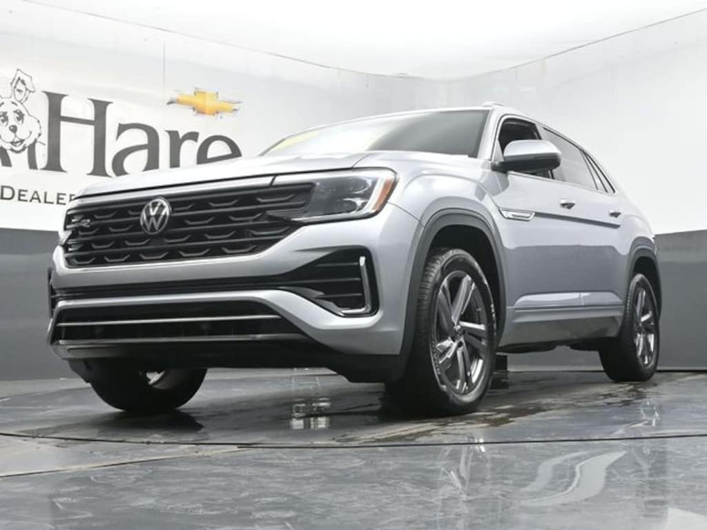 Used 2024 Volkswagen Atlas Cross Sport 2.0T SEL R-Line SUV