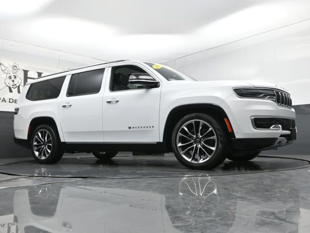 Used 2023 Jeep Wagoneer L Series III SUV