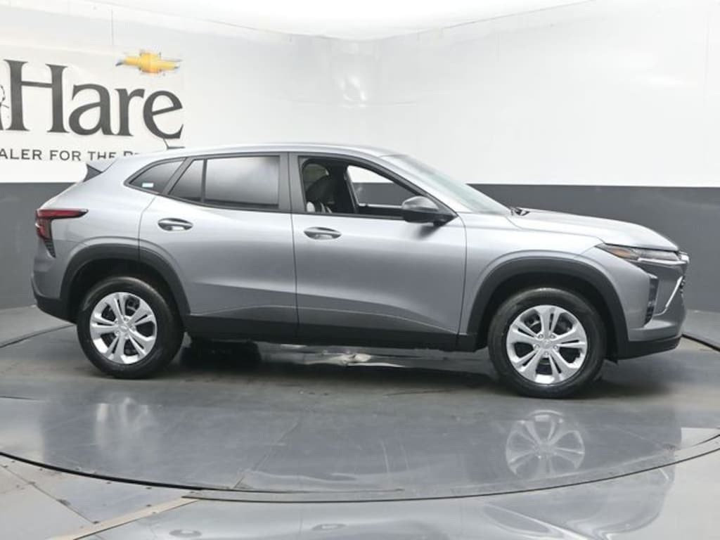 New 2026 Chevrolet Trax LS SUV