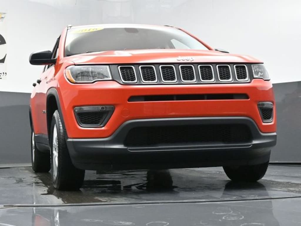 Used 2018 Jeep Compass Sport 4x4 SUV