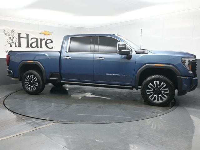 2025 GMC Sierra 4WD Crew Cab Long Box Denali Ultimate's photo