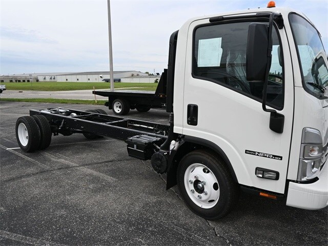 2025 Isuzu Nprgashd 176WB Truck's photo
