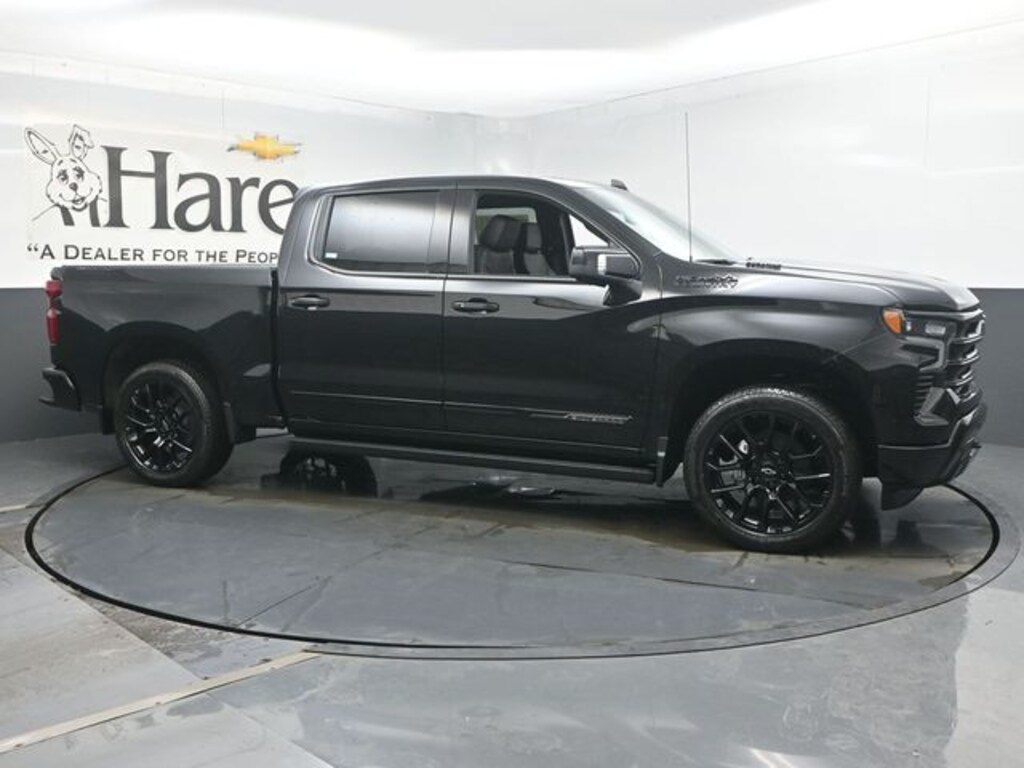New 2026 Chevrolet Silverado 1500 High Country Truck Crew Cab