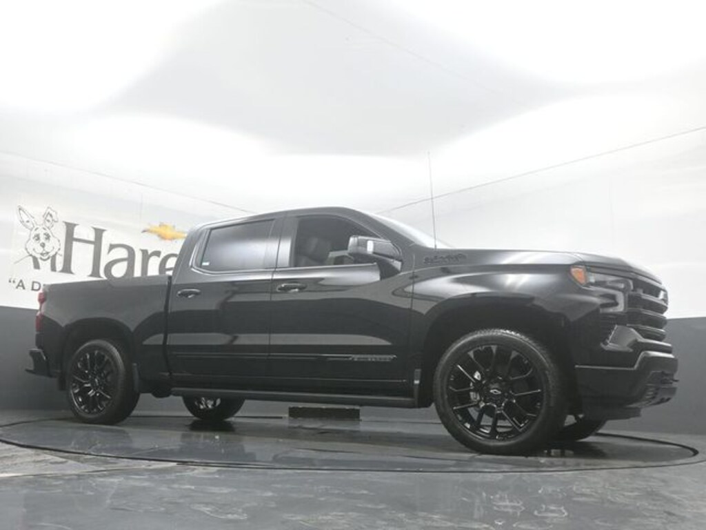 New 2026 Chevrolet Silverado 1500 High Country Truck Crew Cab