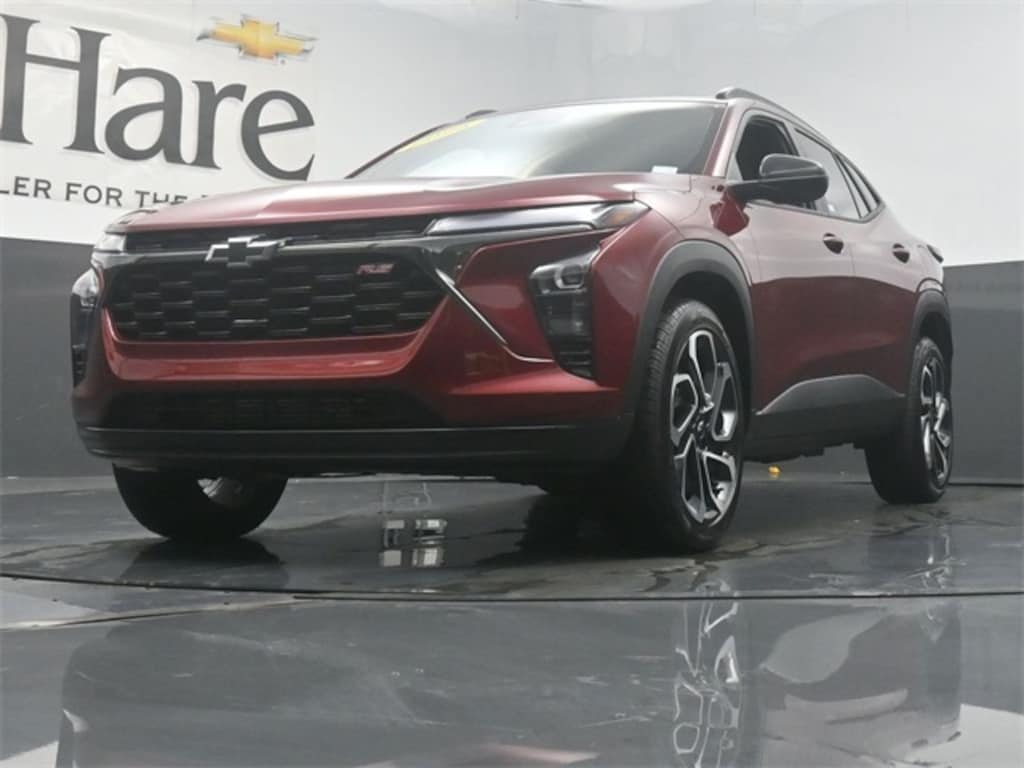 Used 2025 Chevrolet Trax 2RS SUV