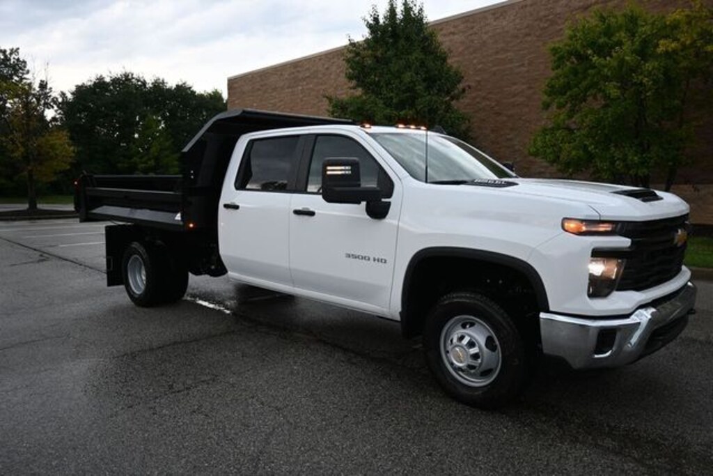 New 2026 Chevrolet Silverado 3500 HD Chassis Work Truck Truck Crew Cab