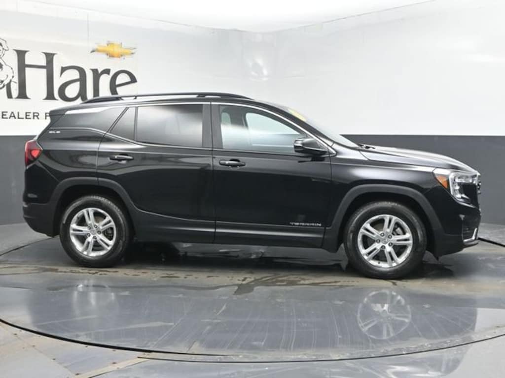 Used 2023 GMC Terrain SLE SUV