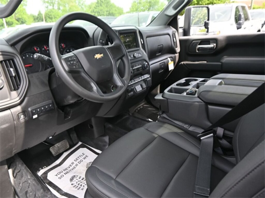 New 2025 Chevrolet Silverado 3500HD Chassis Work Truck Truck Regular Cab