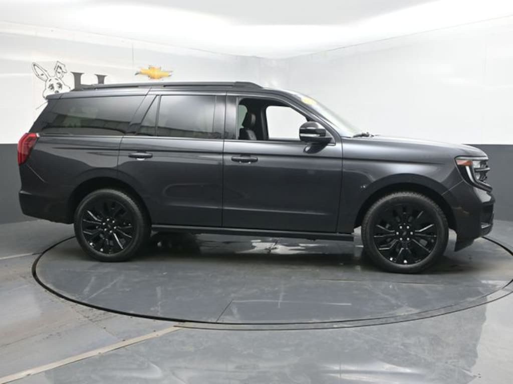 Used 2025 Ford Expedition Platinum SUV