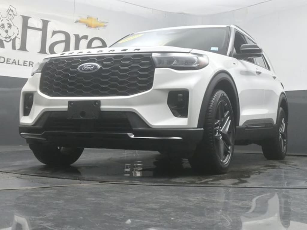 Used 2025 Ford Explorer ST-Line SUV
