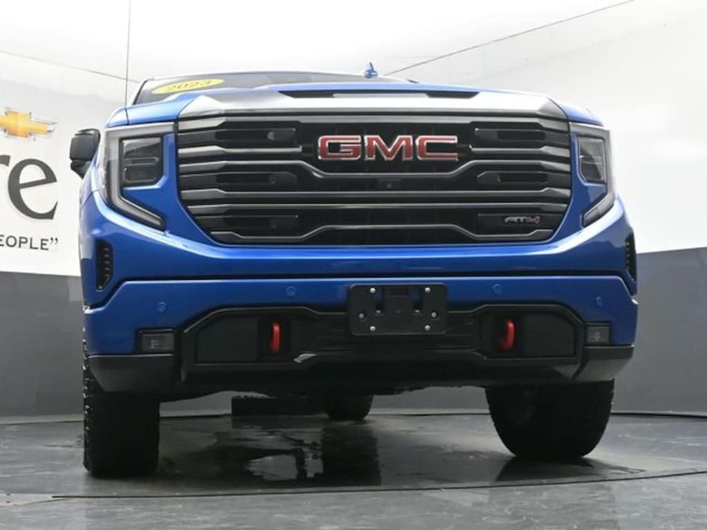 Used 2023 GMC Sierra 1500 AT4 Truck Crew Cab