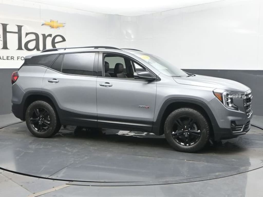 Used 2024 GMC Terrain AT4 SUV