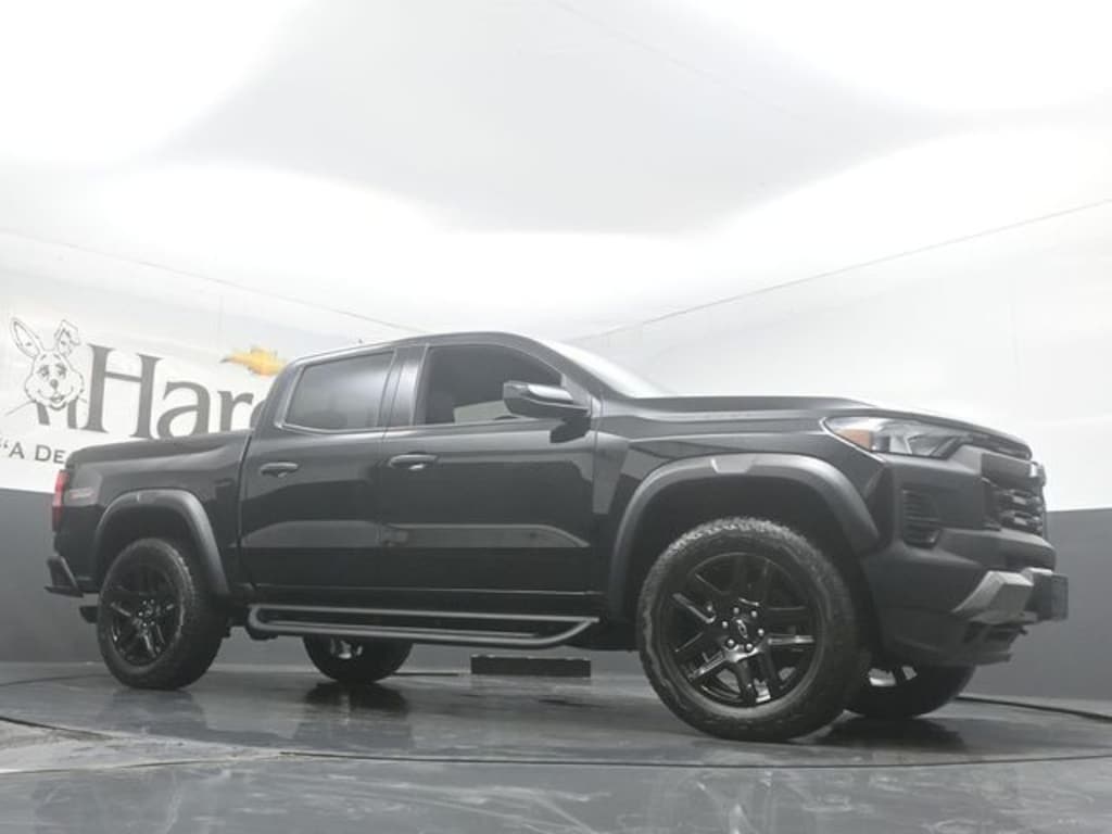 Used 2024 Chevrolet Colorado Trail Boss Truck Crew Cab