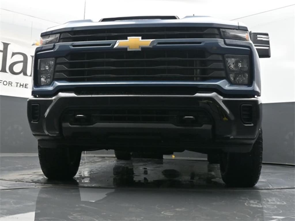 Used 2024 Chevrolet Silverado 2500 HD Custom Truck Crew Cab