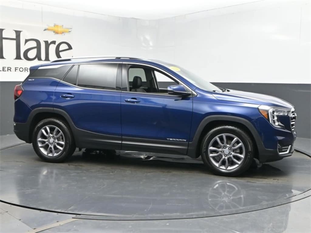 Used 2022 GMC Terrain SLT SUV