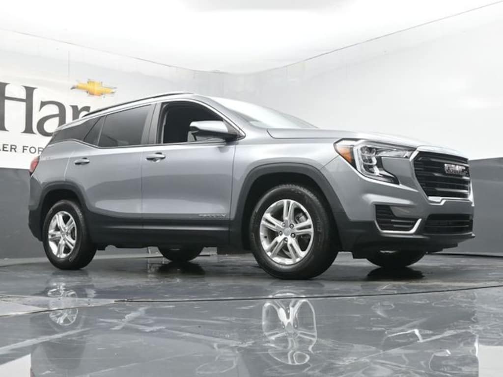 Used 2023 GMC Terrain SLE SUV