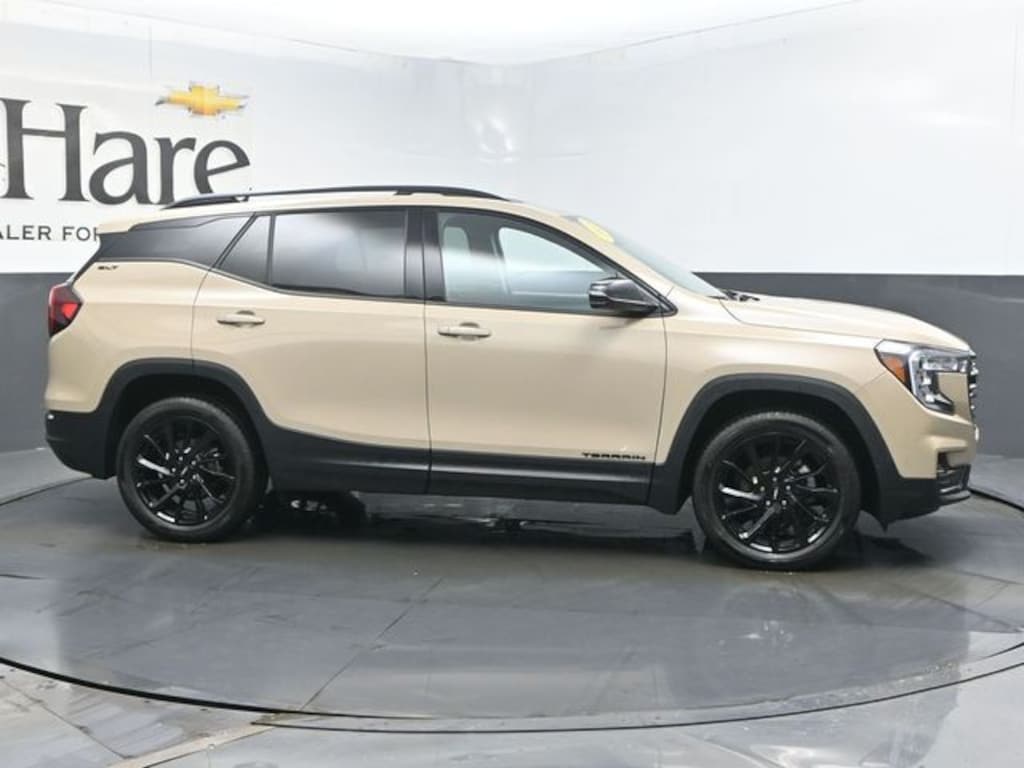 Used 2023 GMC Terrain SLT SUV