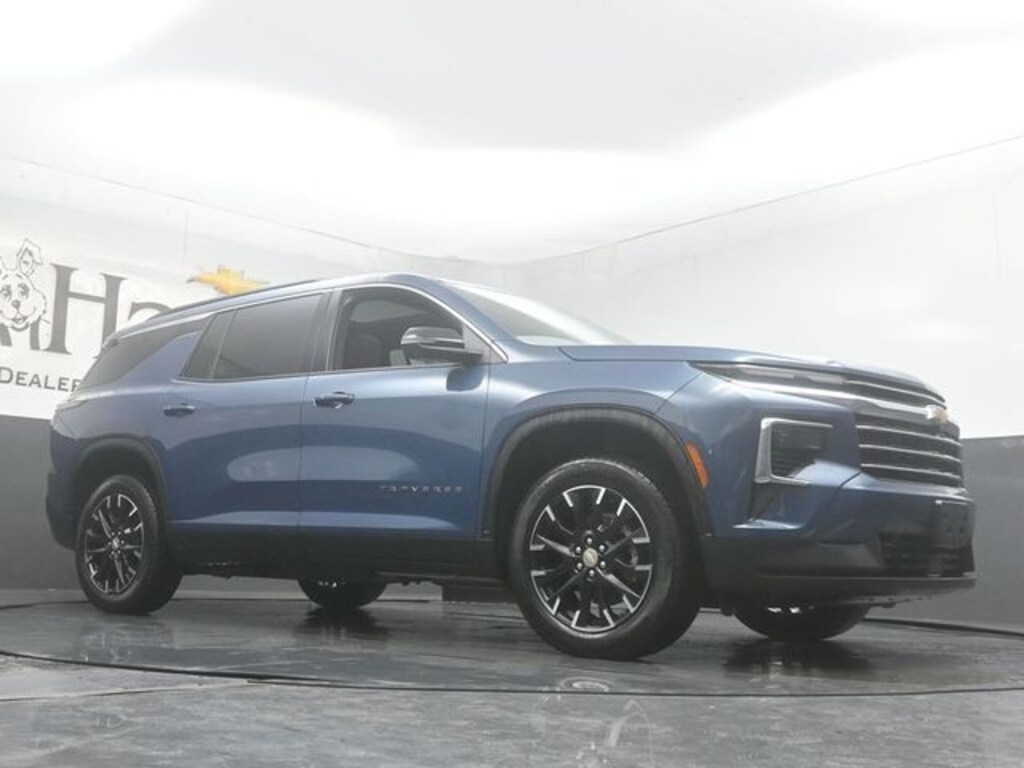 New 2026 Chevrolet Traverse LT SUV