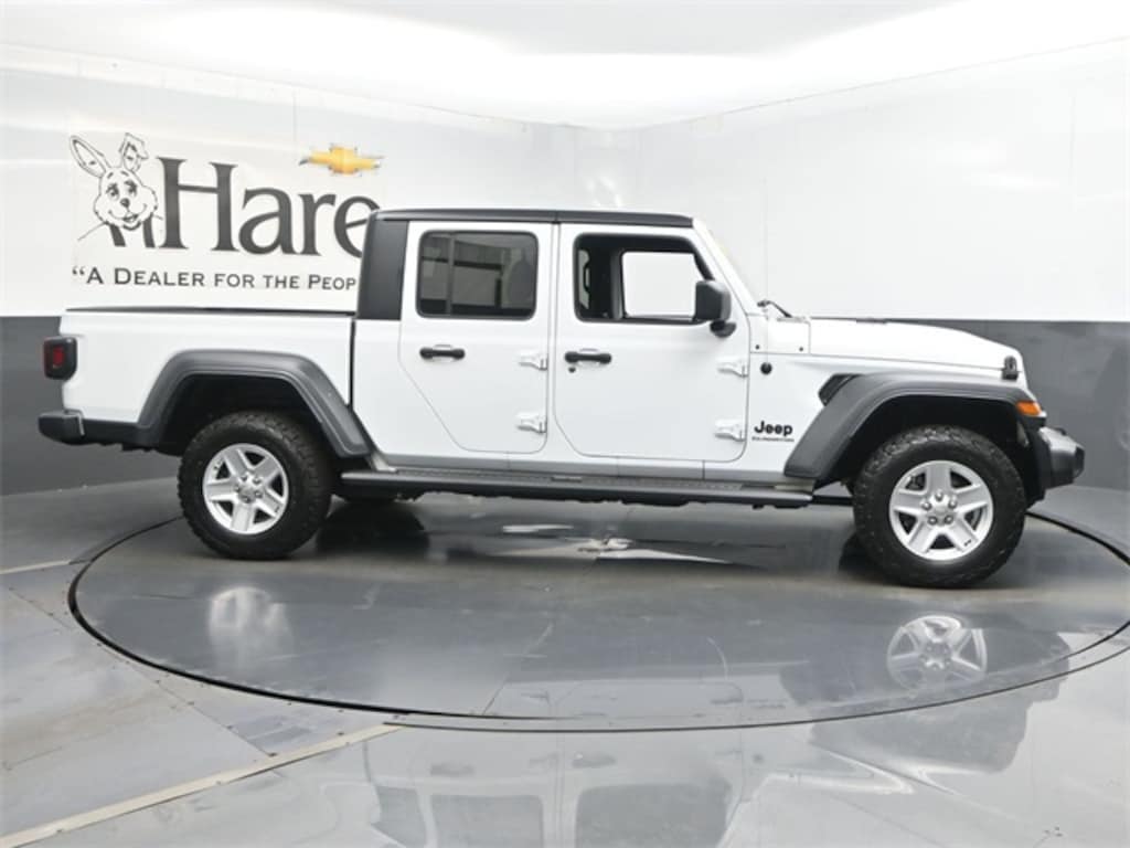 Used 2020 Jeep Gladiator Sport Truck Crew Cab