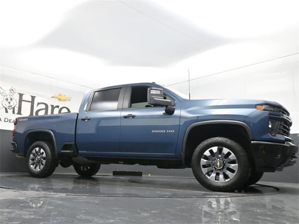Used 2024 Chevrolet Silverado 2500 HD Custom Truck Crew Cab