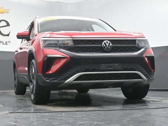 Used 2024 Volkswagen Taos 1.5T SE SUV