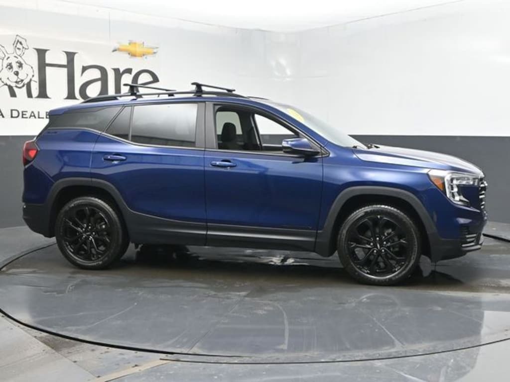 Used 2022 GMC Terrain SLE SUV