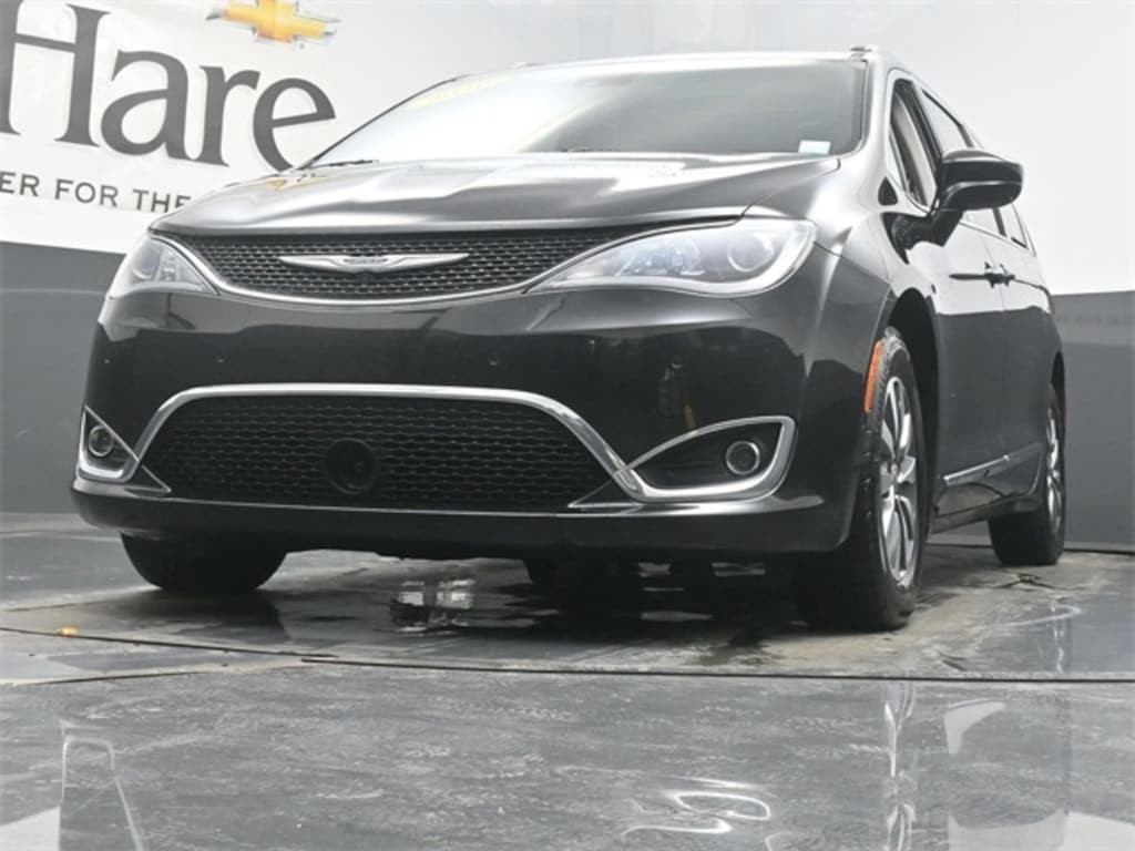 Used 2020 Chrysler Pacifica Touring L Plus Van Passenger Van