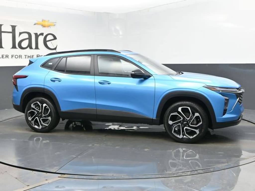 Used 2025 Chevrolet Trax 2RS SUV