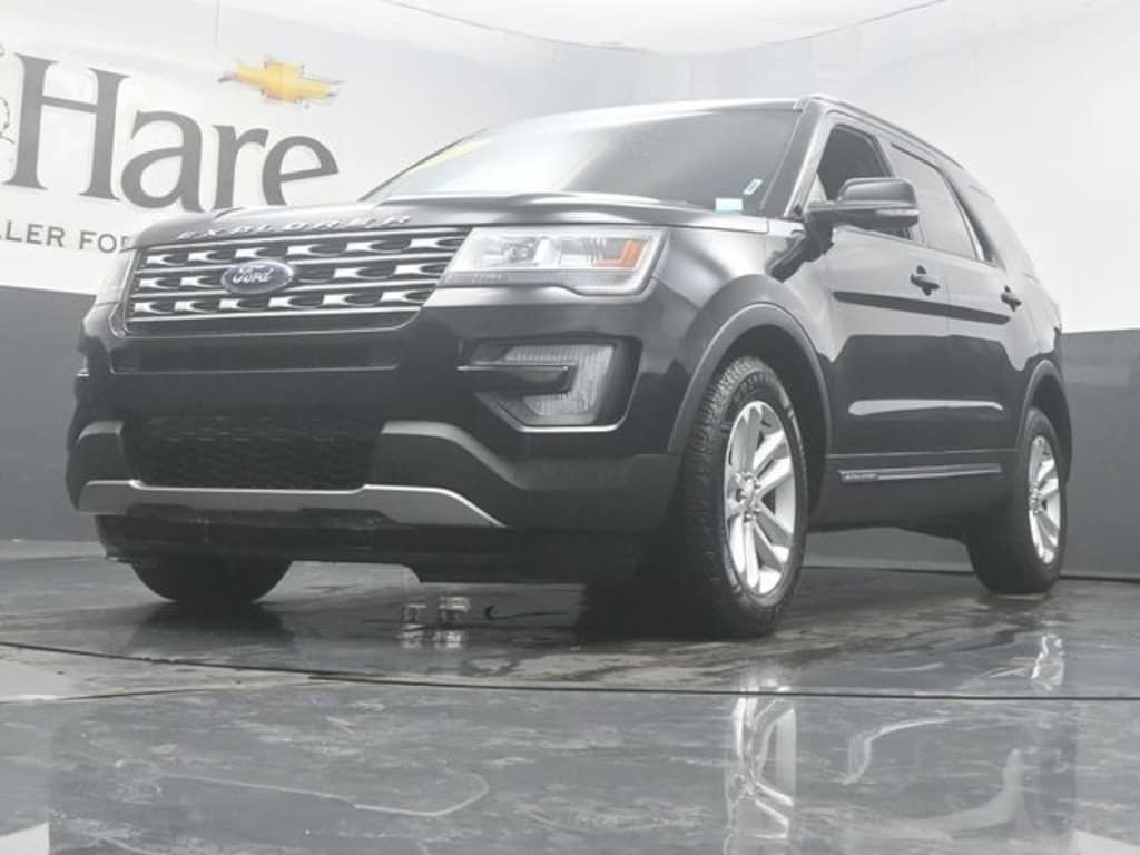 Used 2017 Ford Explorer XLT SUV