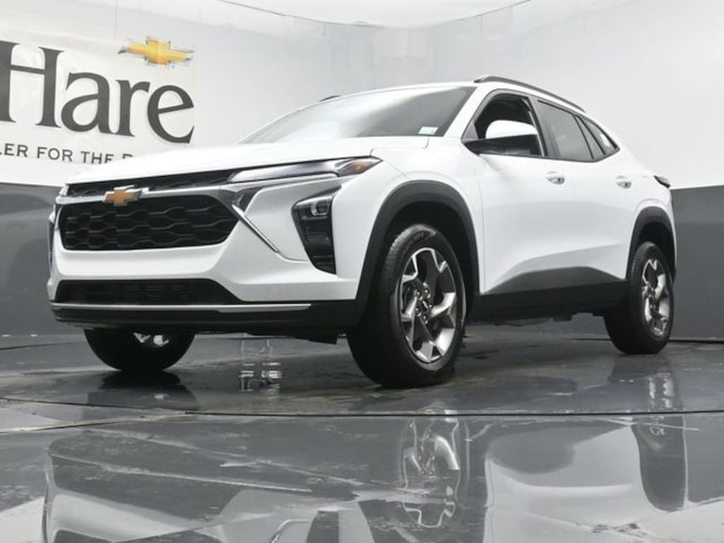 Used 2025 Chevrolet Trax LT SUV