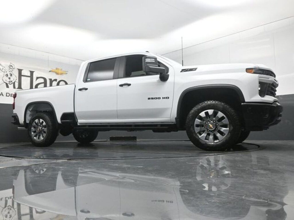 New 2026 Chevrolet Silverado 2500 HD Custom Truck Crew Cab