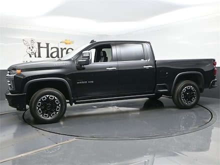 2022 Chevrolet Silverado 3500 HD High Country Truck Crew Cab