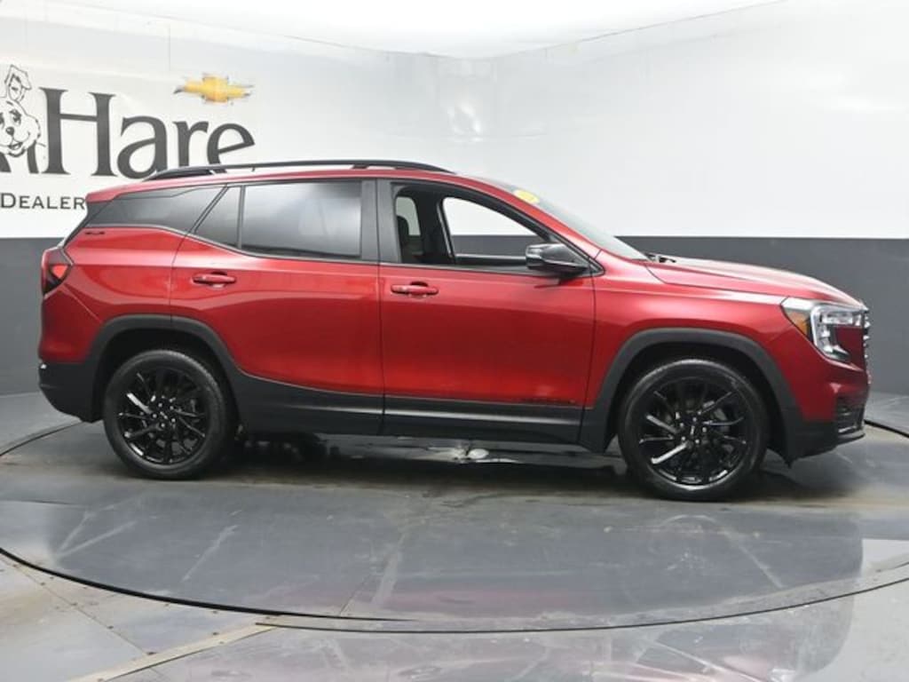 Used 2023 GMC Terrain SLE SUV