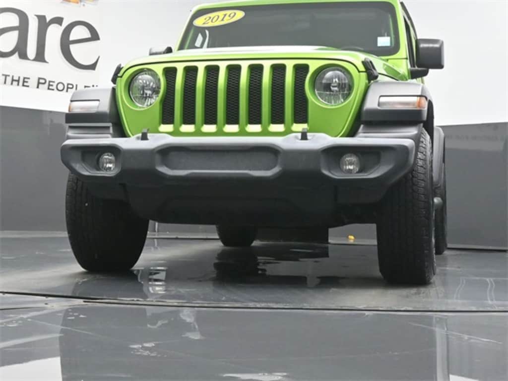 Used 2019 Jeep Wrangler Unlimited Sport 4x4 SUV