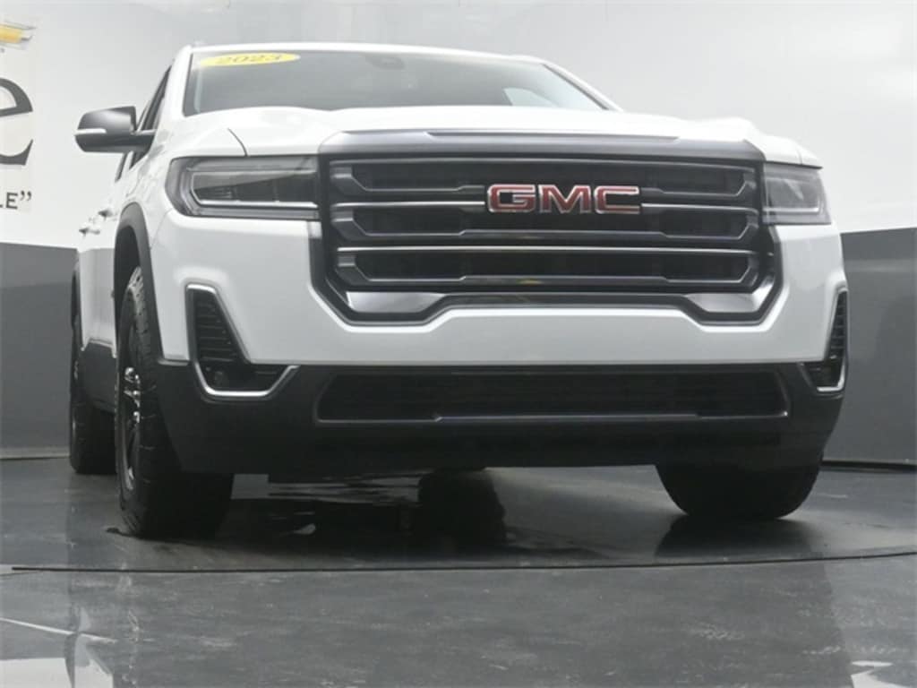 Used 2023 GMC Acadia AT4 SUV