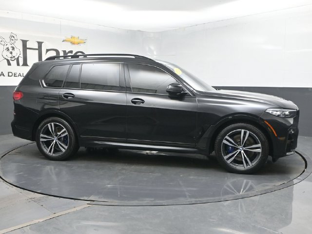 2021 BMW X7 40i