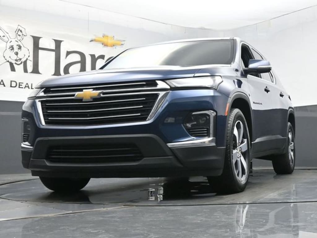Used 2023 Chevrolet Traverse LT Leather SUV
